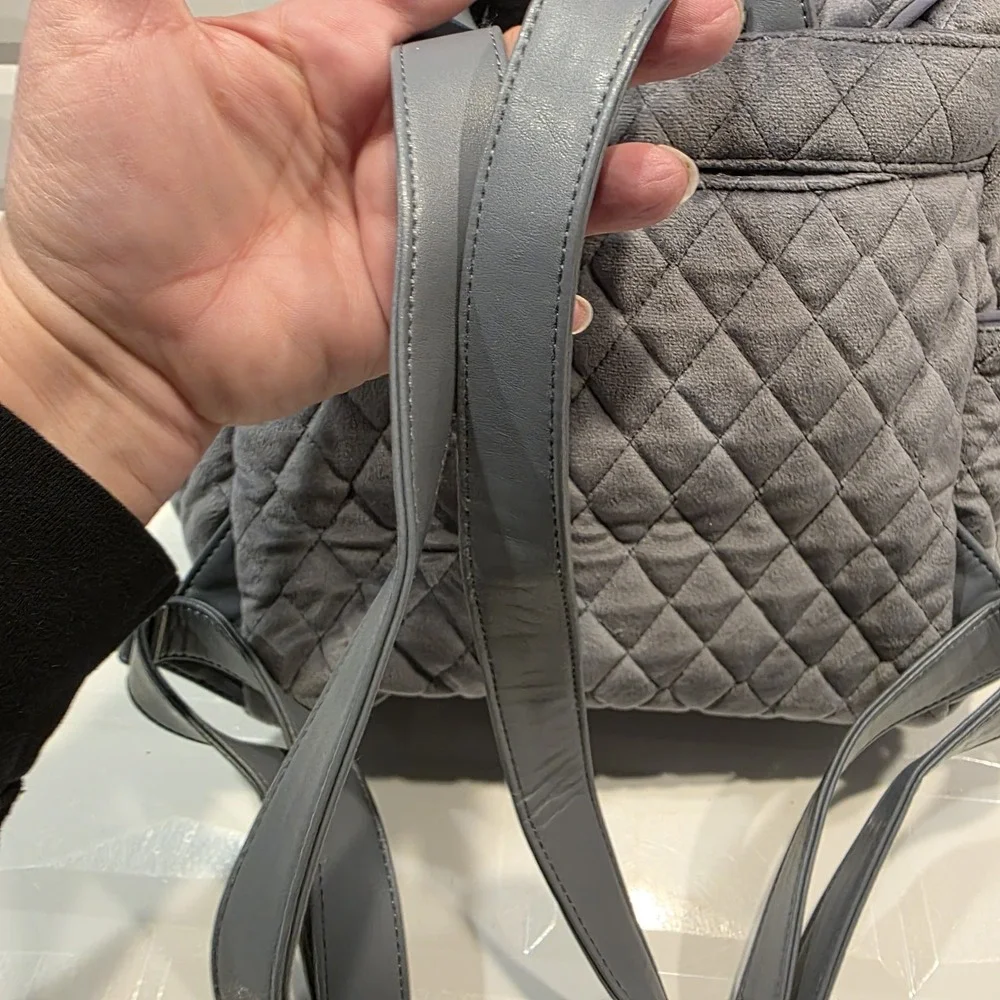 Vera Bradley Drawstring Backpack Solid Gray Velour 10 x 10 x‎ 5